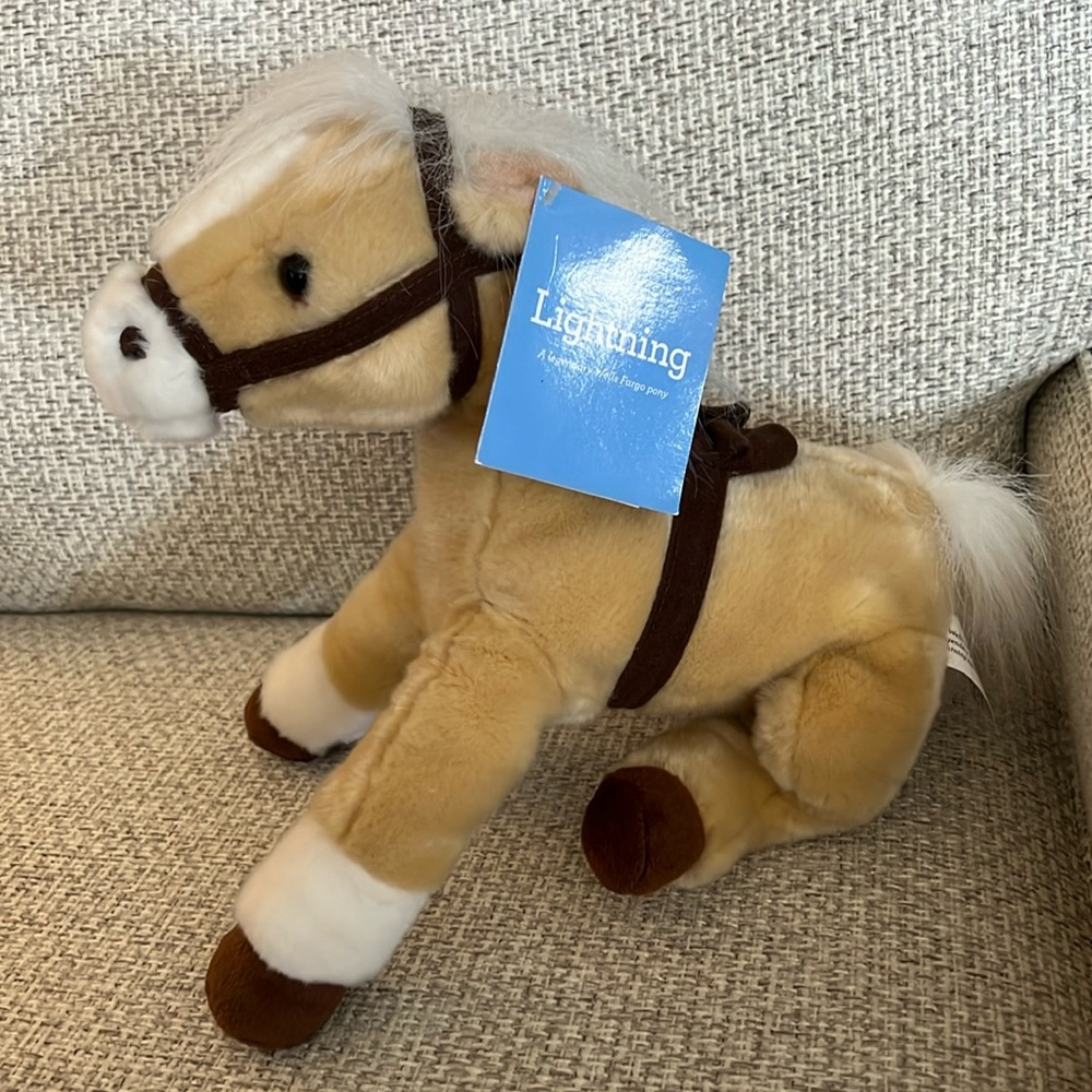 NWT 2010 WELLS FARGO Lightning Pony Horse Plush